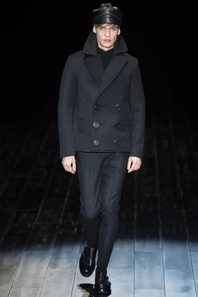Look 36
